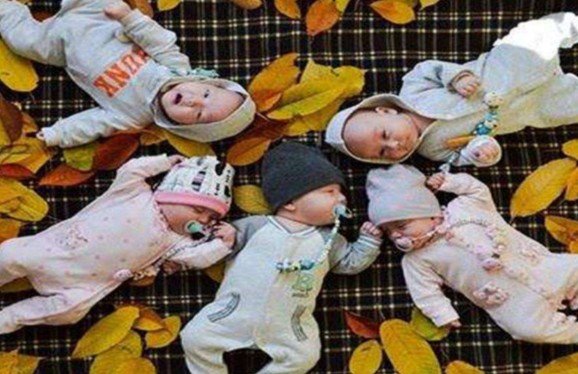 世界上最多的多胞胎：十五胞胎(一口气生下十女五男)